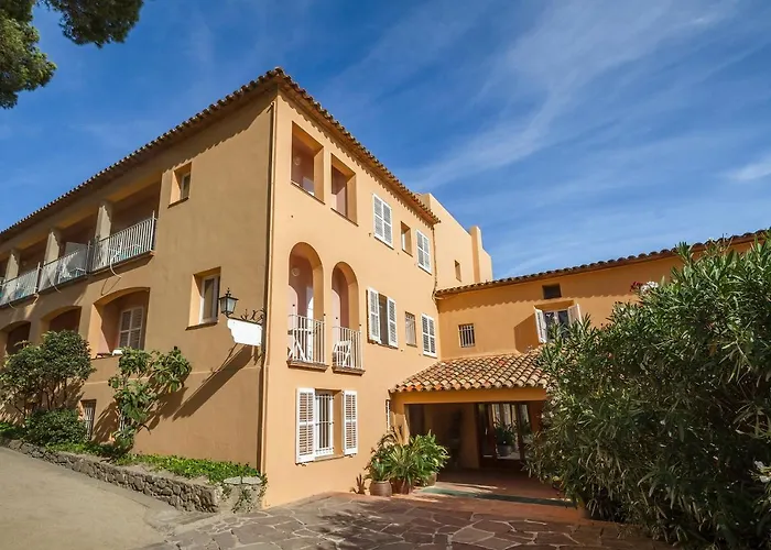 Calella De Palafrugell Dog Friendly Lodging and Hotels