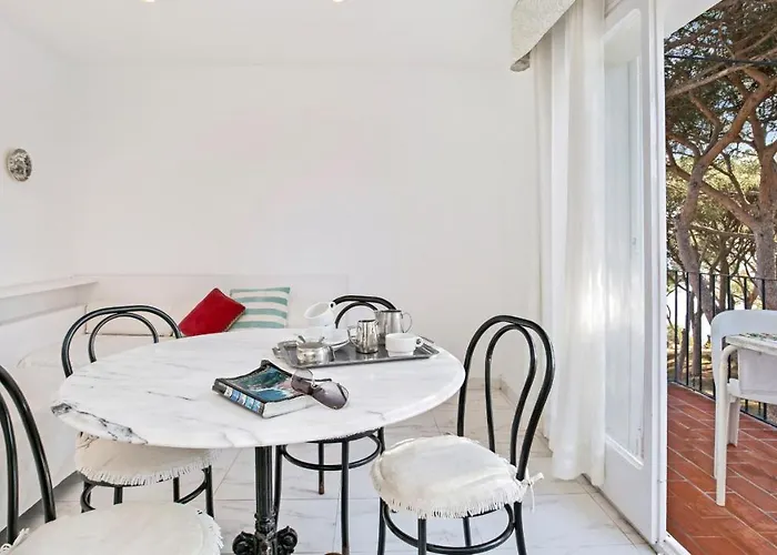 Vacation Apartment Rentals in Llafranc
