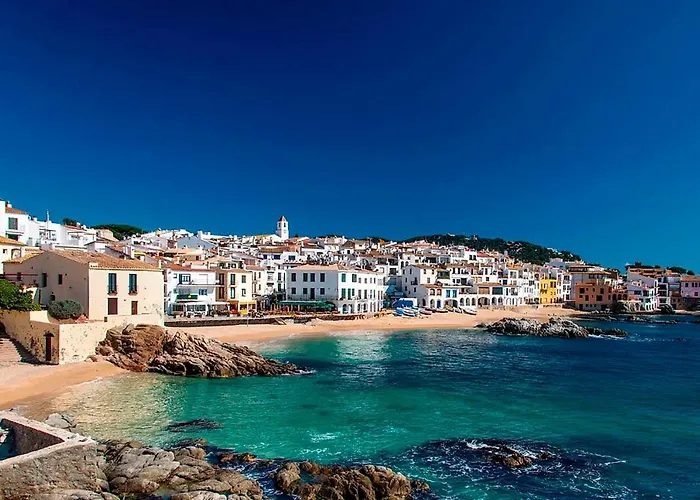Acogedor Apartamento En El Corazon De Calella, A Solo 2 Minutos De La Playa Calella De Palafrugell