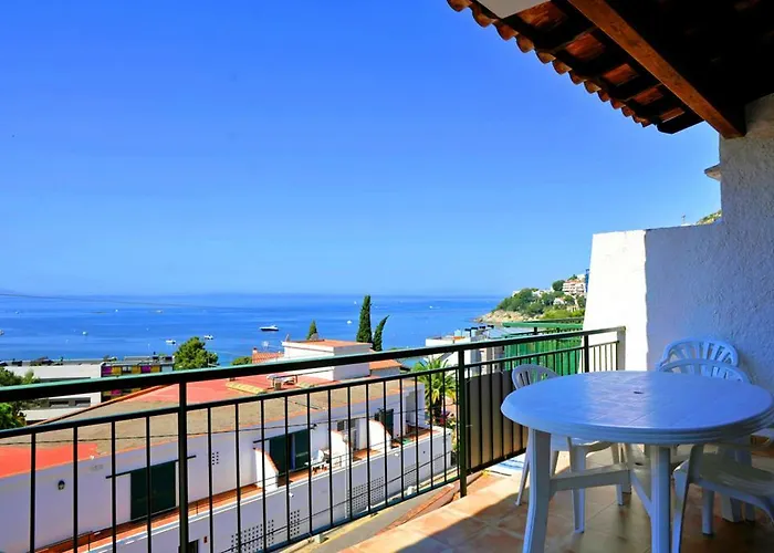 Apartaments El Berganti En Canyelles Petites Roses