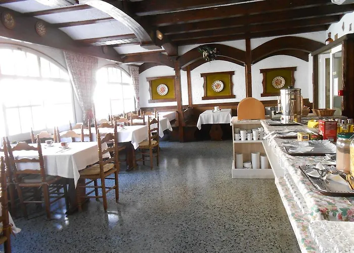Hotel Marbella Roses With Golf Course